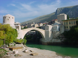 aedes ars Brücke von Mostar, Bosnien-Herzegowina